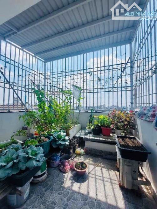 BÁN NHÀ 4x15M, 4TẦNG  HƠI THÔNG, HOÀNG BẬT ĐẠT-TÂN BÌNH-7TỶ9 - 7