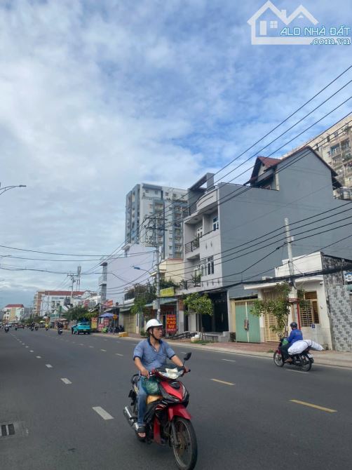 💥💥 SIÊU PHẨM MTKD - LINH TRUNG - 130M2 - NGANG 8M - 22 TỶ TLCC 💥💥 - 7