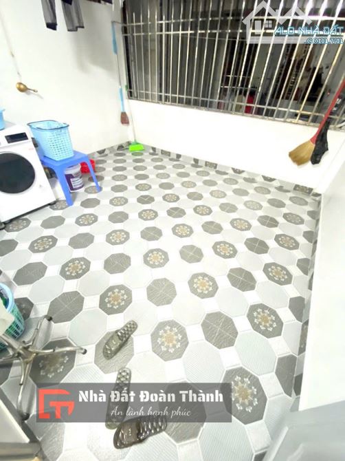40m2 nhà 4 tầng full nội thất khu phân lô TĐC Sao Sáng, 618 Ngô Gia Tự - 7