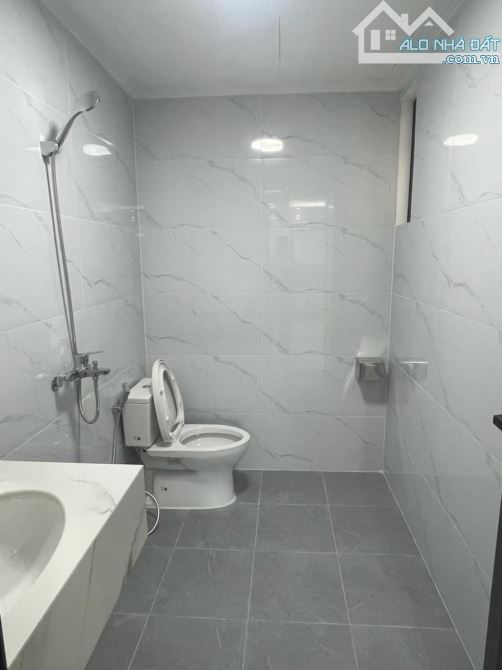 TOÀ VĂN PHÒNG VIP NHẤT DƯƠNG KHUÊ - CẦU GIẤY 95m2*9T*6m, KINH DOANH SẦM UẤT NGÀY ĐÊM, 46TỶ - 7