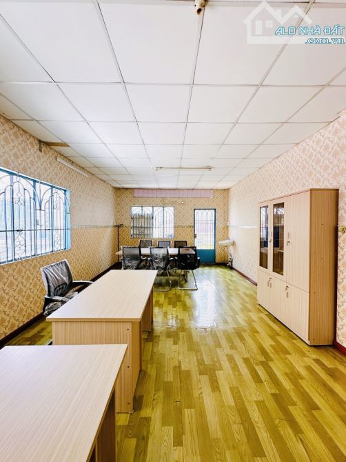 ⛔️CĂN GÓC NHƯ MẶT TIỀN 8M - HẺM CHỢ KD TÂN PHÚ - 66m2 (4.2x16m) - 9. x TỶ - Ng. Sơn - 8