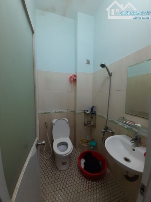 Bán nhà hẻm Dương Bá Trạc Phường 1 Quận 8. Nhà hẻm thông thoáng, nhà đang cho thuê CHDV th - 9