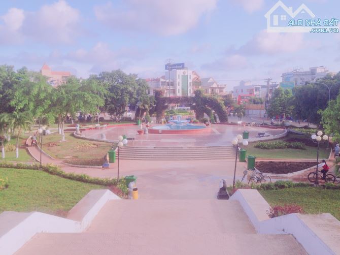 Kẹt tiền bán gấp đất gần biển Hồ Tràm - 1