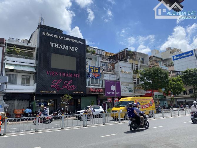 Bán nhà góc Lê Văn Sỹ, Quận 3 - 8.5x18m -HĐT 200 triệu - giá 60 tỷ