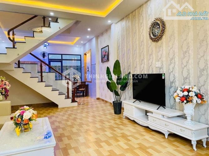 BÁN NHÀ ĐẸP HẺM Ô TÔ 7 CHỖ ĐƯỜNG LÊ LỢI, 62M2 ( CÓ NỞ HẬU)- GIÁ 5.4 TỶ, HƯỚNG TÂY