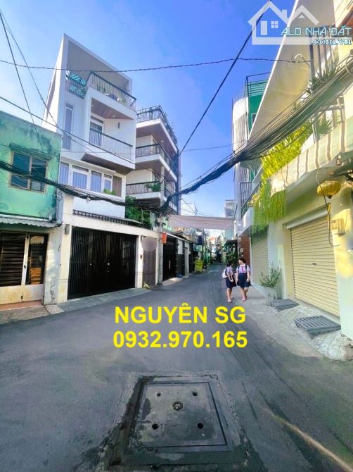 HIẾM, 5x TỶ, 2 TẦNG, DT 70M2 (5x14), THU NHẬP 100 TRIỆU, Ô TÔ SÁT NHÀ, VINCOM QUANG TRUNG.