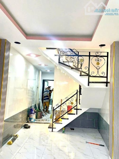 🔥 CỰC PHẨM - SHR - THỔ CƯ - 40M2 - HẺM LỚN VÀO NHÀ - 3PN  - TẶNG FULL NỘI T