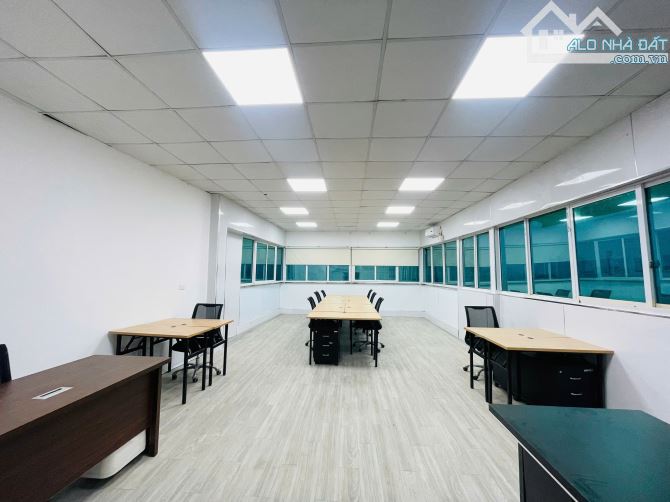 Cho thuê văn phòng 70m² giá 10 triệu/tháng tại Lê Văn Lương, Thanh Xuân