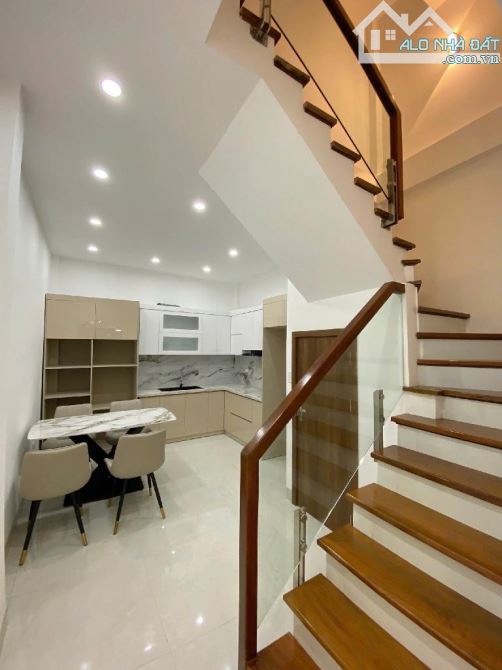 Siêu phẩm phố trương định _ hoàng mai  60 m / 4 tầng /zá 9,6 tỷ