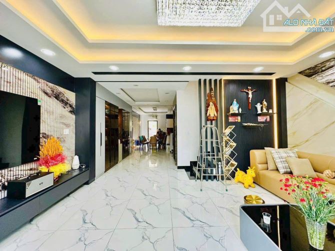 🏦🏦 HẺM XE HƠI - 2 MẶT HẺM - 5 TẦNG BTCT MỚI TINH - 113M2 (6x19) VUÔNG A4 - THANG MÁY - Đ - 11