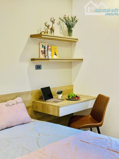 Bán toà CHDV Trương Định gần NEU, ngõ thông 3 gác 60m2*7T, TM, 17PN DT 1.2 tỷ/năm, PCCC