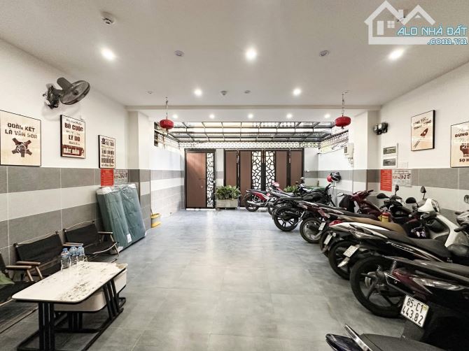 Bán gấp CHDV Quận 10 - 100m2. Ngang gần 6m. 4 Tầng. 15P doanh thu khủng. Giá 24,9 tỷ. - 1