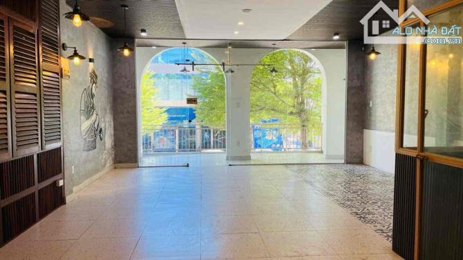 NHÀ MẶT TIỀN LÊ DUẨN - 80M2 - 2 TẦNG - NGANG:6M - GẦN CHỢ CỒN - KINH DOANH SẦM UẤT - 21.5T - 1