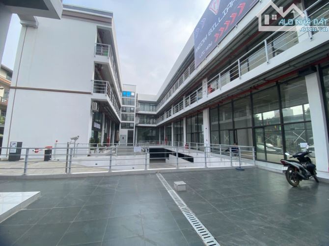 Cho thuê kiot hoặc văn phòng, cửa hàng 34m2, 200m2, 500m2 tại chợ đồ cũ Vạn Phúc Hà Đông - 1