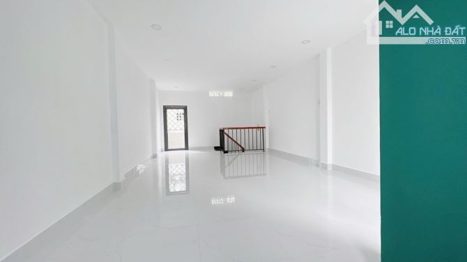 NGAY CHỢ ĐÊM HỒ THỊ KỶ - 4 TẦNG 37m2, NGANG LỚN - HXH SÁT MẶT TIỀN - CHỈ HƠN 9 TỶ - 1