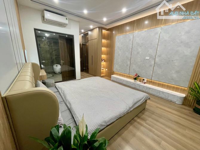 NGỌC THUỴ LONG BIÊN 43M2 5 TẦNG PHÂN LÔ  OTO TRÁNH - 1