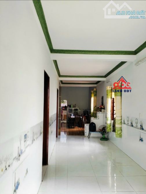 3.5 tỷ sở hữa liền tay nhà 1 lầu,Dt : 313m2 ngang 10m .SHR Thổ cư . - 1