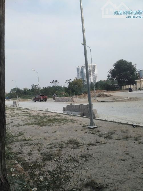 đất đông hương rộng 10m vuông vắn 194m2 đối diện ủy ban - 2