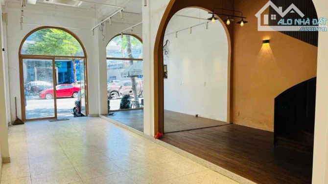 NHÀ MẶT TIỀN LÊ DUẨN - 80M2 - 2 TẦNG - NGANG:6M - GẦN CHỢ CỒN - KINH DOANH SẦM UẤT - 21.5T - 2