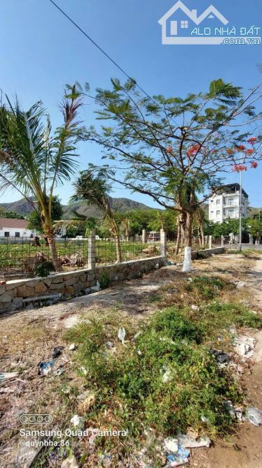 DUY NHẤT LÔ BIỆT THỰ LẤN BIỂN VĨNH HÒA NHA TRANG MẶT TIỀN HUỲNH VĂN NGHỆ GIÁ RẺ NHẤT KHU V - 2