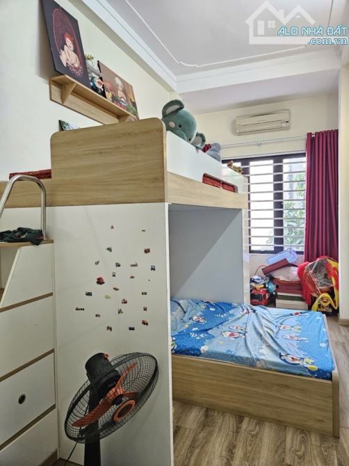 Bán gấp nhà minh khai - Hai Bà Trưng - 50 m2-5t- 6,95 - 3