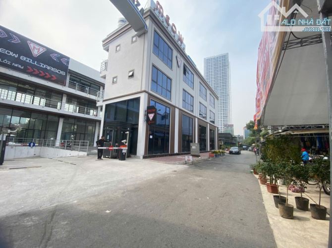 Cho thuê kiot hoặc văn phòng, cửa hàng 34m2, 200m2, 500m2 tại chợ đồ cũ Vạn Phúc Hà Đông - 3