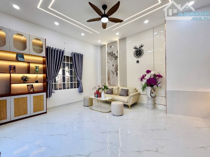 Bán Nhà Nguyễn Oanh , Gần Cityland , 80m2 , HXH , Nhỉnh 4 tỷ - 3