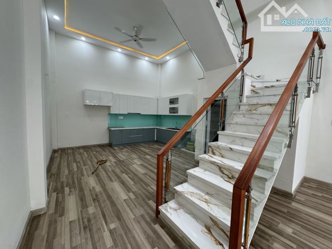 NHÀ MỚI ĐẸP LENG KENG VÀO Ở LIỀN, HẺM XE TẢI, 70M2 SHR BAO HOÀN CÔNG THOẢI MÁI KD🔥 - 3