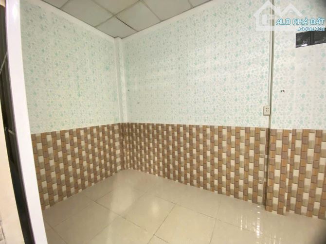 Kẹt lắm rồi cần bán gấp căn nhà cấp 4 (112,5m2 SHR ) ở Đ. Phan Văn Đối giá tốt 860tr - 3