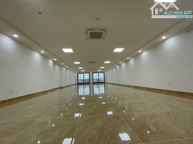 Cho thuê nhà mặt phố Đình Thôn . DT : 80 M * 7 Tầng . MT : 6 M . Thông sàn, Thang máy - 3
