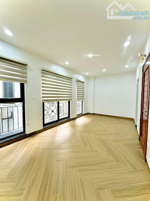 NHÀ MỚI HAI BÀ TRƯNG, THANG MÁY, 15M RA PHỐ, FULL NỘI THẤT, 40M2x6Tx6M, GIÁ 10,3 TỶ - 3