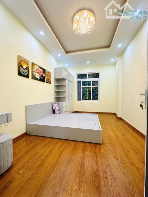 Nhỉnh 3 tỷ - nhà đẹp đón tết-30m2-5T-3 ngủ- Trương Định- Hoàng Mai- ngõ rộng, gần hồ Đ Lừ - 3