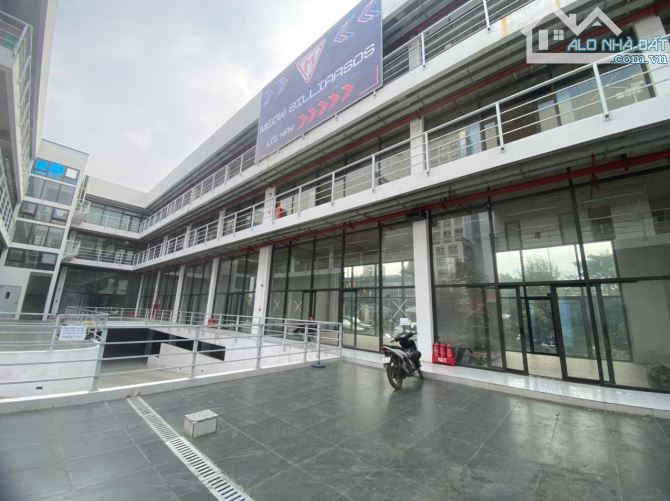 Cho thuê kiot hoặc văn phòng, cửa hàng 34m2, 200m2, 500m2 tại chợ đồ cũ Vạn Phúc Hà Đông - 4