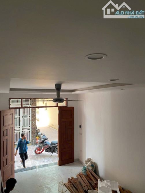 CHỈ VIỆC XÁCH VALI VỀ Ở ĐÓN TÊT NHÀ NGÔ QUYÊN HÀ ĐÔNG 31M2X5T NGÕ Ô TÔ VÀO GIÁ 6,45 TỶ - 4