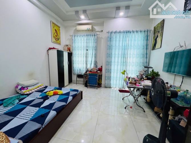 BÁN NHÀ ĐẸP Ở NGAY DTSD 210M2 , AN DƯƠNG VƯƠNG , GẦN ĐẠI LỘ VÕ VĂN KIỆT ,AN LẠC , BÌNH TÂN - 4