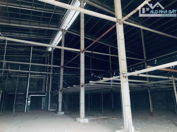 Cho thuê 1300/2000m2 nhà xưởng độc lập gần kcn phú nghĩa - 4