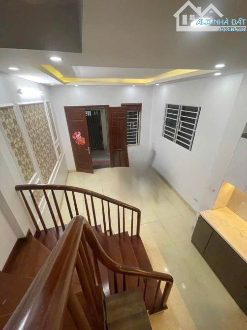 PHÁO ĐÀI LÁNG-NHÀ ĐẸP- LÔ GÓC-SÁNG THOÁNG DT35m-5t-MT4.2m giá chỉ 7 tỷ - 5