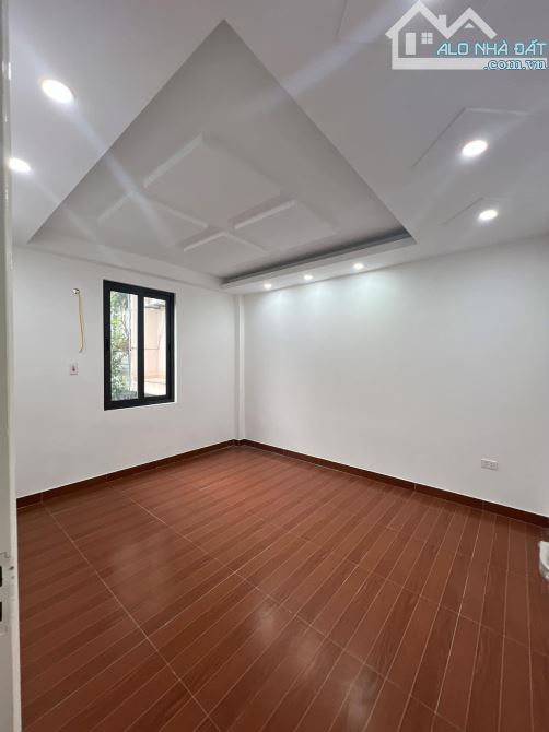 Bán nhà Thuỵ Khuê, DT: 48m2, 5 tầng, giá 12.5tỷ, nhà đẹp ở luôn. - 5