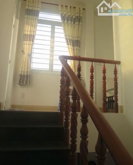 NHÀ ĐẸP 2 TẦNG - HẺM XE HƠI - NGAY QUỐC LỘ 1K - LINH XUÂN - 90M2 - GIÁ CHỈ 5.2 TỶ CÒN TL ! - 5