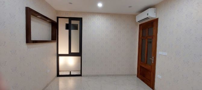 Cho thuê sàn tầng 1 và 3,4 trong nhà 7 tầng 68m2 Đỗ Quang – Nguyễn Thị Định có thang máy - 9