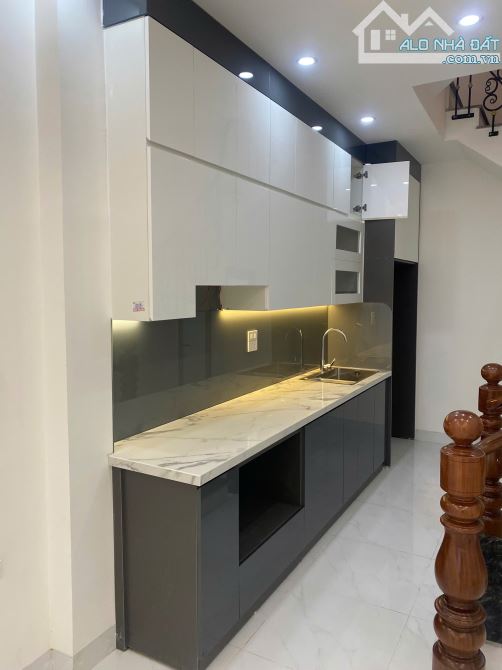 Bán gấp nhà Kim Giang - Nhà đẹp ở ngay  - Kinh doanh sầm uất - 30m2 - 5 tầng - chỉ 6,xx tỷ
