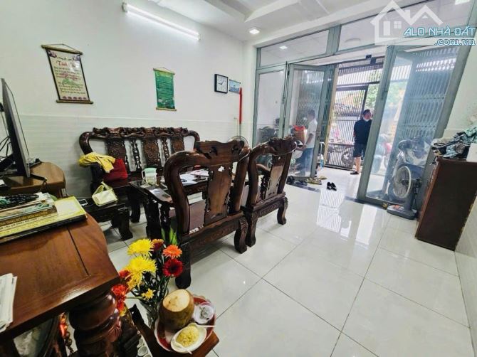 Nhà 2 tầng Mặt tiền kinh doanh Hẻm 409 Huỳnh Thị Hai, TCH, Q12, dt 45,4m2 (3,9mx14m) 4,23t