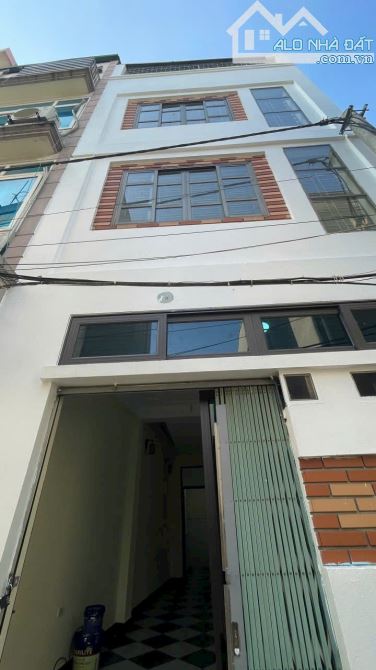 BÁN NHÀ PHƯỜNG DƯƠNG NỘI HÀ ĐÔNG HÀ NỘI 43,7M2X 4 T TẬU NHÀ ĐÓN TẾT LUÔN GIÁ RẤT TỐT