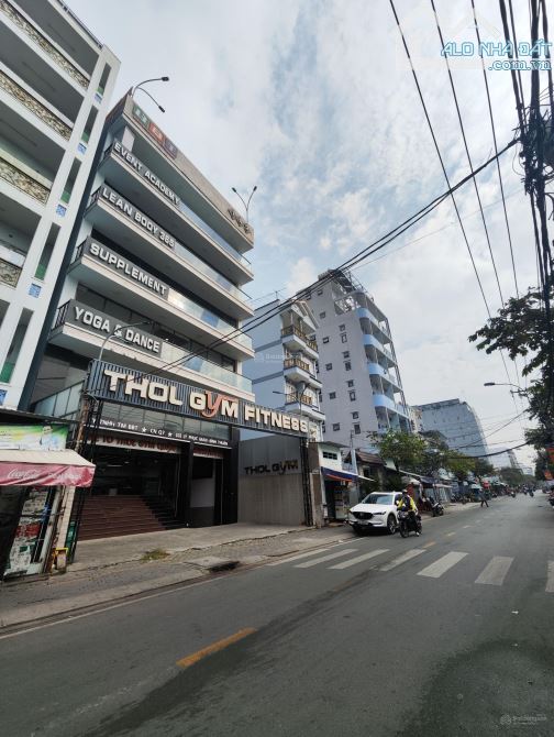 Bán tòa Building nhà mặt tiền Lý Phục Man Q.7, 8Tầng, HĐT 200 tr/tháng, giá tốt