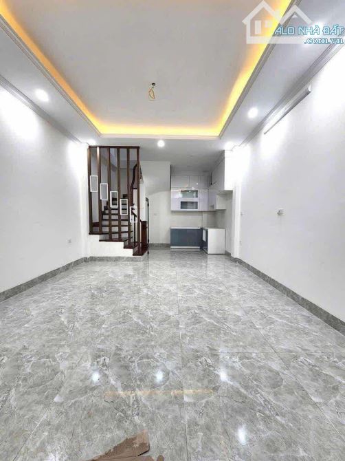 Cần nhà 30m2 mới đẹp 5 tầng 3 ngủ Phố An Dương Vương