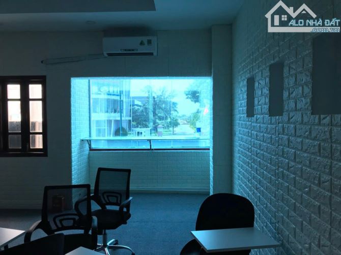 Nhà mặt tiền  đường Lê Văn Việt, Tăng Nhơn Phú A