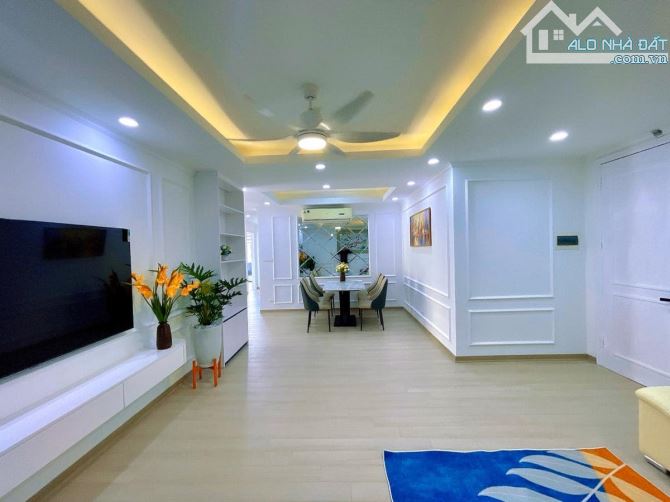 BÁN CĂN HỘ CHUNG CƯ TRUNG TÂM QUẬN THANH XUÂN 106M2 LÔ GÓC - 3 NGỦ - TK HIỆN ĐẠI - GIÁ RẺ