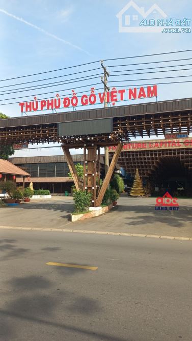 🆘 bán nhà xưởng  gần siêu thị gỗ tây TAVICO phường Tân Biên  Biên Hòa  Đồng Nai