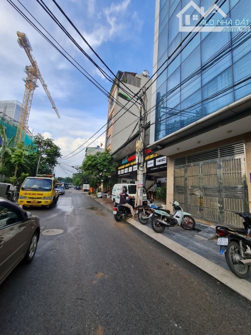 Nhà Lê Quang Đạo 130m, mt12.5 cấp 4,  mt 12.5 m phân lô, công tơ nơ tránh 34 tỷ