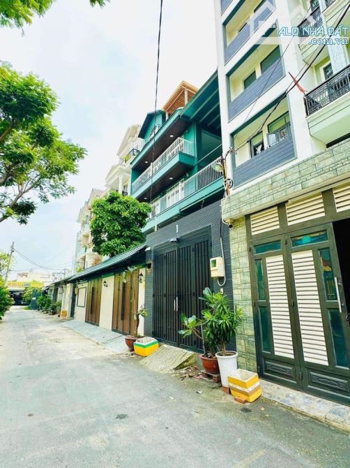 Bán nhà hẻm xe hơi Dương Bá Trạc 5x25, gần chợ Rạch Ông, 140m2 chỉ 13 tỷ - 2